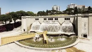 Marcelo Dantas installs temporary walkway over Lisbon fountain