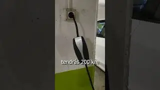 &iquest;Cu&aacute;nto tiempo tarda un Tesla para cargarse en un enchufe?#tesla #teslamodel3 #electriccars #tech