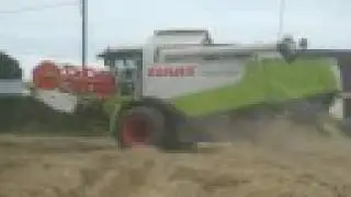 Claas Lexion 520 18ft Header with Dual Wheels  Harvest 2008