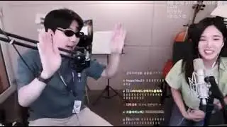 Charming_Jo sings HEYYEYAAEYAAAEYAEYAA @charmingjo