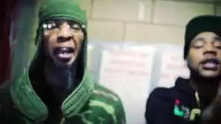 OMF Savvy Feat. Bizzy DaArtist - With The Shits (Pissy Staircases)