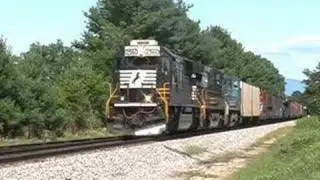 NS 38Q meets 35Q at Lynnwood, Virginia