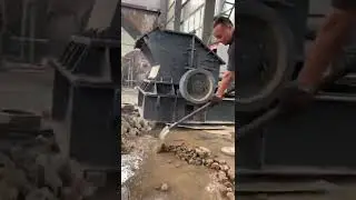 Low price small motor type hammer crusher sand crusher 600x400 hammer mill for sale