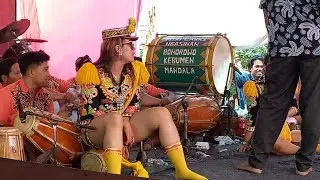 MANTAP NIH BOS !! NDOLALAK FITRI LARAS
