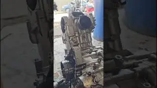 Raptor 700rr  engine seized  piston ki halat dekho pura toot gya   karachi full engine repaired 