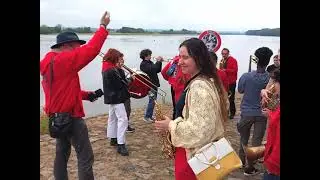 La fanfare de Bellevue &agrave; Ingrandes. La Grande Tabl&eacute;e. La Sarthe dans l'Anjou! Juin 2024.