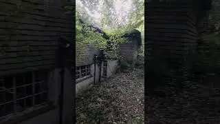 Found Abandoned Murder House Still Covered In Crime Scene Tape #abandonedhouse #murderhouse #shorts
