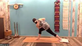30 Minuten Hormonyoga und Schulterdehnung