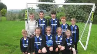 Dathlu'r cit newydd/Celebrating the new kit - Ysgol Tremeirchion