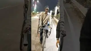 आओ तब हम मिलकर हाथ 🤝 इंसानियत को जगाए🙏#motivation #humanitys#hort video#YouTube#helpme
