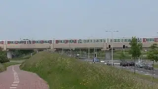 RET Metro Combi 4*Type B nabij station Spijkenisse Centrum richting Rotterdam Centraal