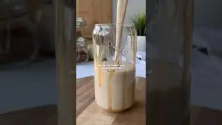 Cinnamon salted caramel protein shake 🤎✨ #postworkout #proteinshake #highprotein #easyrecipe #drink