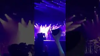 This live version of Coraline.. #maneskin #concert #maneskinofficial #vicdeangelis #damianodavid
