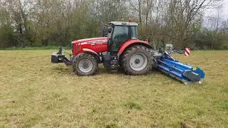 Broyage de prairie, MF 7499 + broyeur Lagarde 6M
