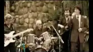 Los Iracundos - y me quede en el bar