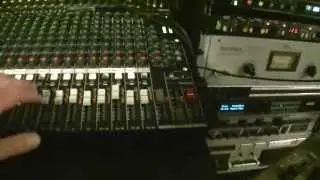 Live House Jam: TT-303 vs. Roland SH-101 vs. Moog Voyager vs. TR-909