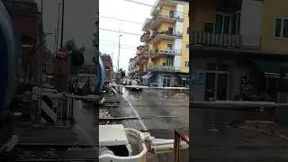 giornata piovosa all passaggio al livello di bagnoli