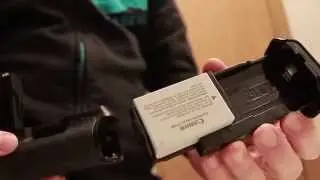 Neewer BG-E8 Replacement Battery Grip for Canon EOS 550D 600D 700D/ Rebel T2i T3i T5i SLR