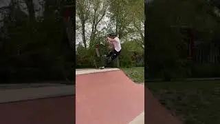 BRI FLIP TO 50-50 TO BRI FLIP IN! #Shorts #Scooters