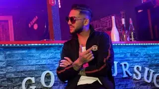 Nikolas Sax - Sunt baiatul ala care ti-a dat intalnire [Videoclip Oficial] 2022 ft. YADi