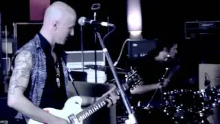 Racer Axe perform Racer X's Motorman + Paul Gilbert Interview Guitar Gods live at Pony