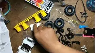 Unboxing | Tamiya Toyota Hilux Monster Racer Jr