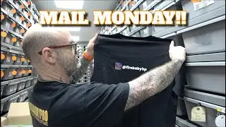 Happy New Year!! Mail Monday!