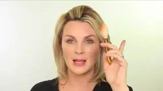 Real Techniques Bold Metals Кисть для пудры 100 Arched Powder