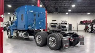 2017 Freightliner Cascadia 6x4 T/A Sleeper Truck Tractor