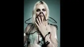 Fashion Facials: Andrej Pejic