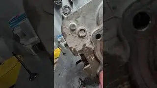 Making homemade vavle grinder out of quartz rock and grease #engine #honda #cc #yahama #suzuki #cfm