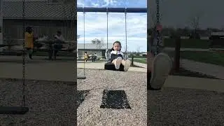 ANBI  DOING HERSELF SWING 🥰💕🙏😊🤩