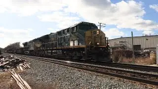 12/30 CSX M416 northbound on the RF&P Sub at Featherstone VA #shorts #short #viral #video #train