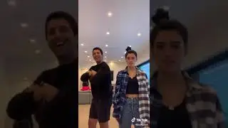 Josh Peck's First TikTok with Dixie D'Amelio I Vlog Squad Moments #526