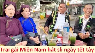 Southern Vietnamese folk singing on January 3rd.