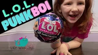 LOL Surprise Punk Boi Unboxing !! LOL Surprise Fun Toys!!