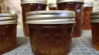 Apple Pie Jam (A Great Last Minute Holiday Gift)
