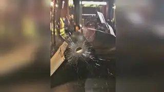 TriMet bus struck by bullet in downtown Portland, no injuries reported