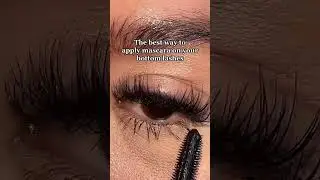 The best way to apply mascara on your bottom lashes! #mascara #lashes #IPSY