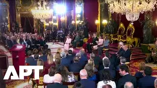 WATCH: King Felipe Honors Queen Sofia & Spain&rsquo;s Democracy Heroes | Golden Fleece Awards | APT