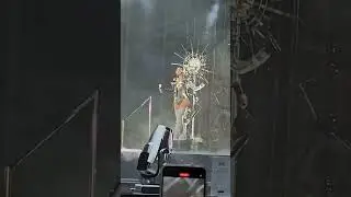 Beyonc&eacute; opens the Renaissance show with I'm That Girl