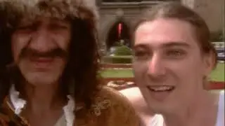 Legkisebb film a legnagyobb magyarr&oacute;l, avagy ha nincs k&eacute;z, nincs csoki TELJES FILM - Mucsi Zolt&aacute;n