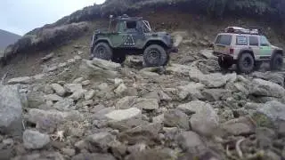 SCX10 II KIT JEEP CHEROKEE CUSTOM LAND ROVER FIRST TRAIL RUN
