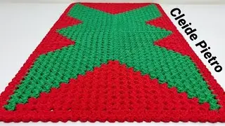 Rectangular crocheted rug