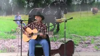 M2U01003 Les Delawski   Farmers Market   Johnson Boys   23 September 2017