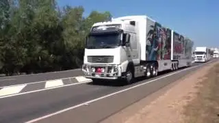 V8 Supercars Convoy Darwin 2012