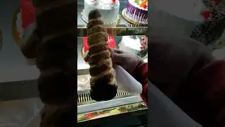 CHOCOLATE CREAM ROLL 😍 #shorts #food #youtubeshorts