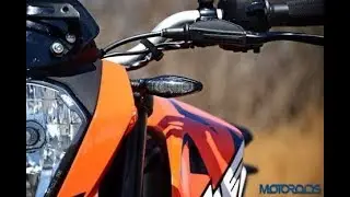 KTM Duke 200 2017 edition review and stunt my opinion yes .
