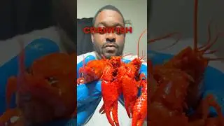 How to eat Crawfish 🦞 #howto #shortvideo #shortsfeed #shortsviral #shorts #seafood
