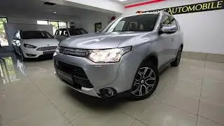 MITSUBISHI OUTLANDER . 